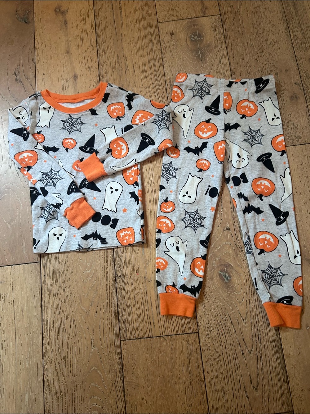 The Children's Place Orange & Black Halloween Pajama Top